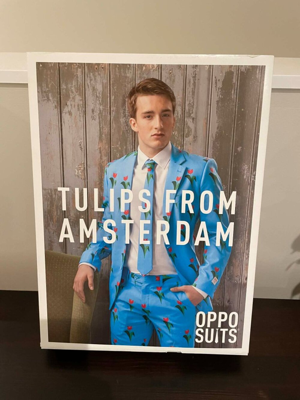 OPPOSUITS Tulip Print - Men’s Size 42” NEW IN BOX